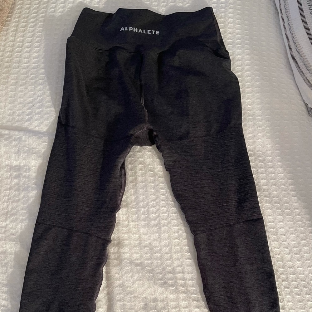 Alphalete leggings